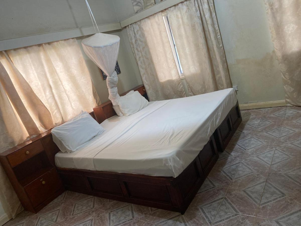 Bakau One World Village Guesthouse מראה חיצוני תמונה