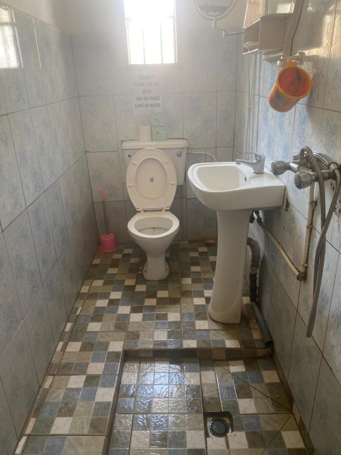 Bakau One World Village Guesthouse מראה חיצוני תמונה